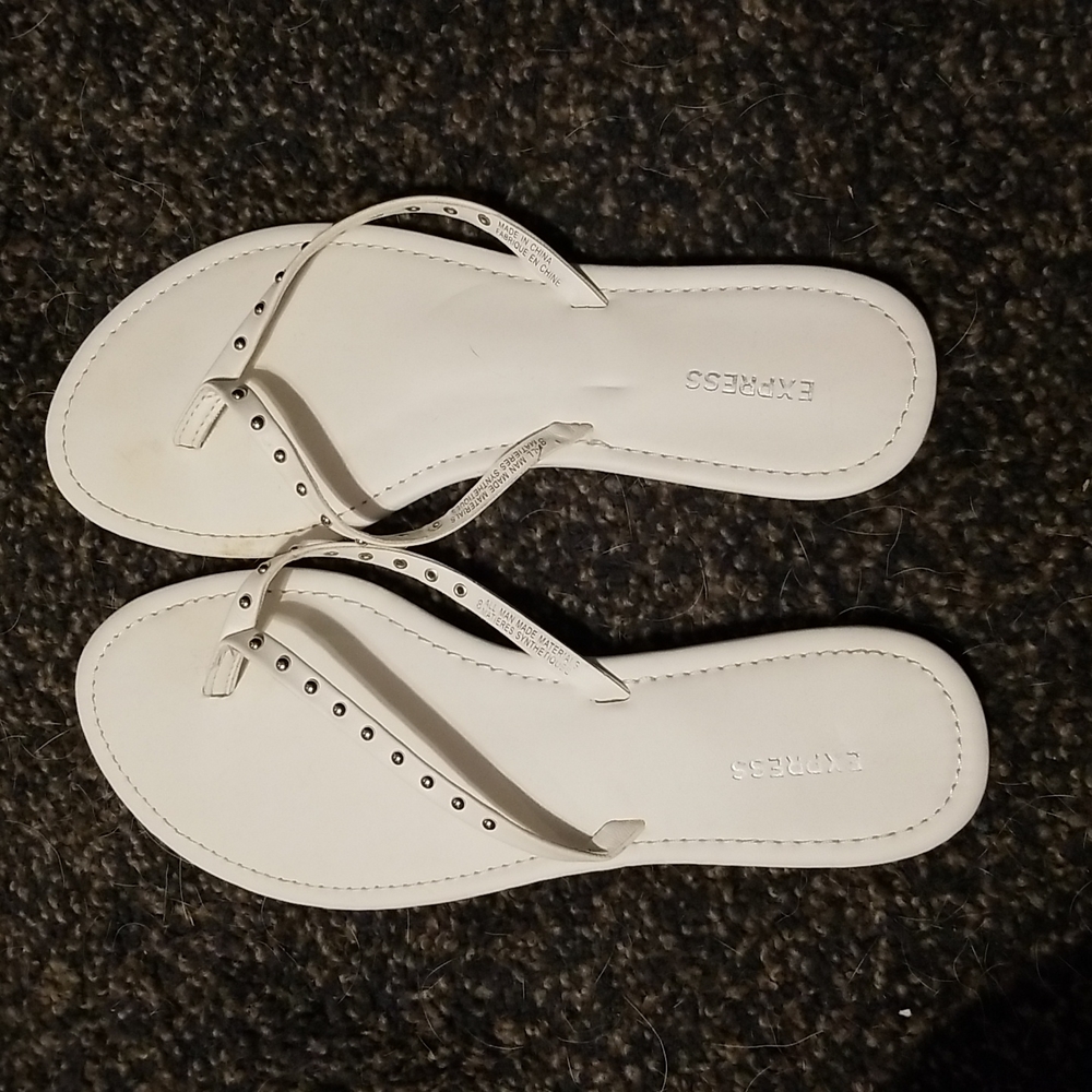 Express Flip Flops